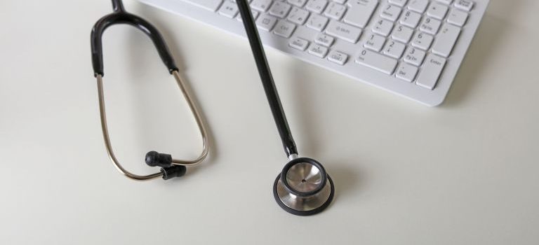 インドが拓くアジア南部の多文化医療拠点と世界をつなぐワクチン供給の今